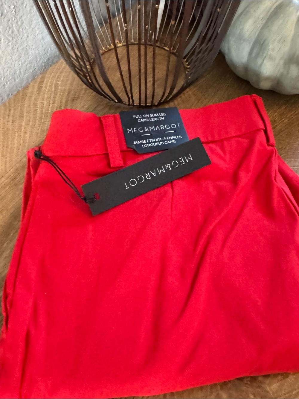 margot Bright Red Slim Pull-On Capris